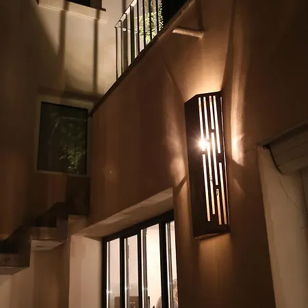 Le Clos De L'olivier 2* Paris