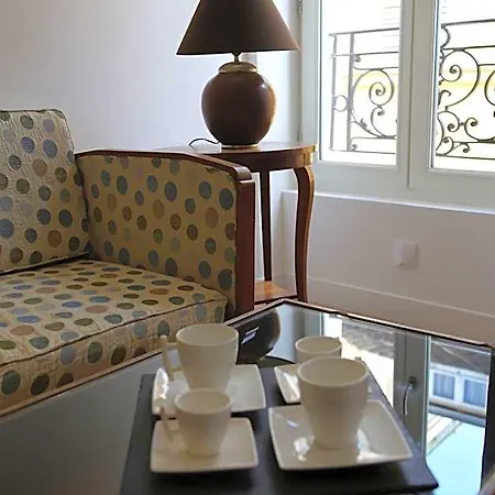Le Clos De L'olivier Paris
