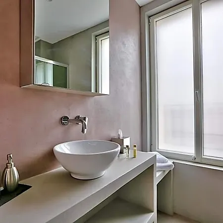 Le Clos De L'olivier Bed & Breakfast Paris