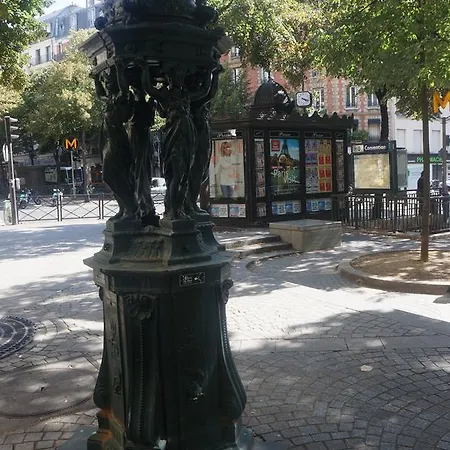 Panzió Le Clos De L'olivier Párizs