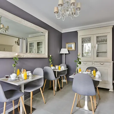 Couette-café Le Clos De L'olivier 4*