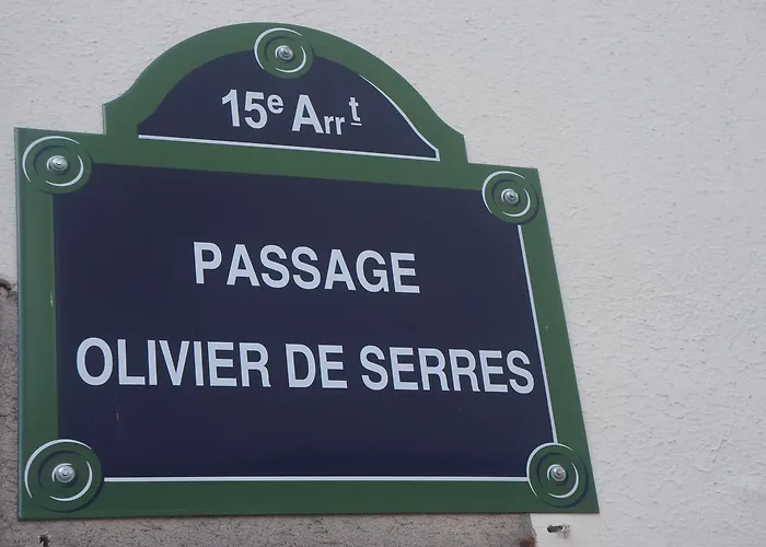 Le Clos De L'olivier Couette-café